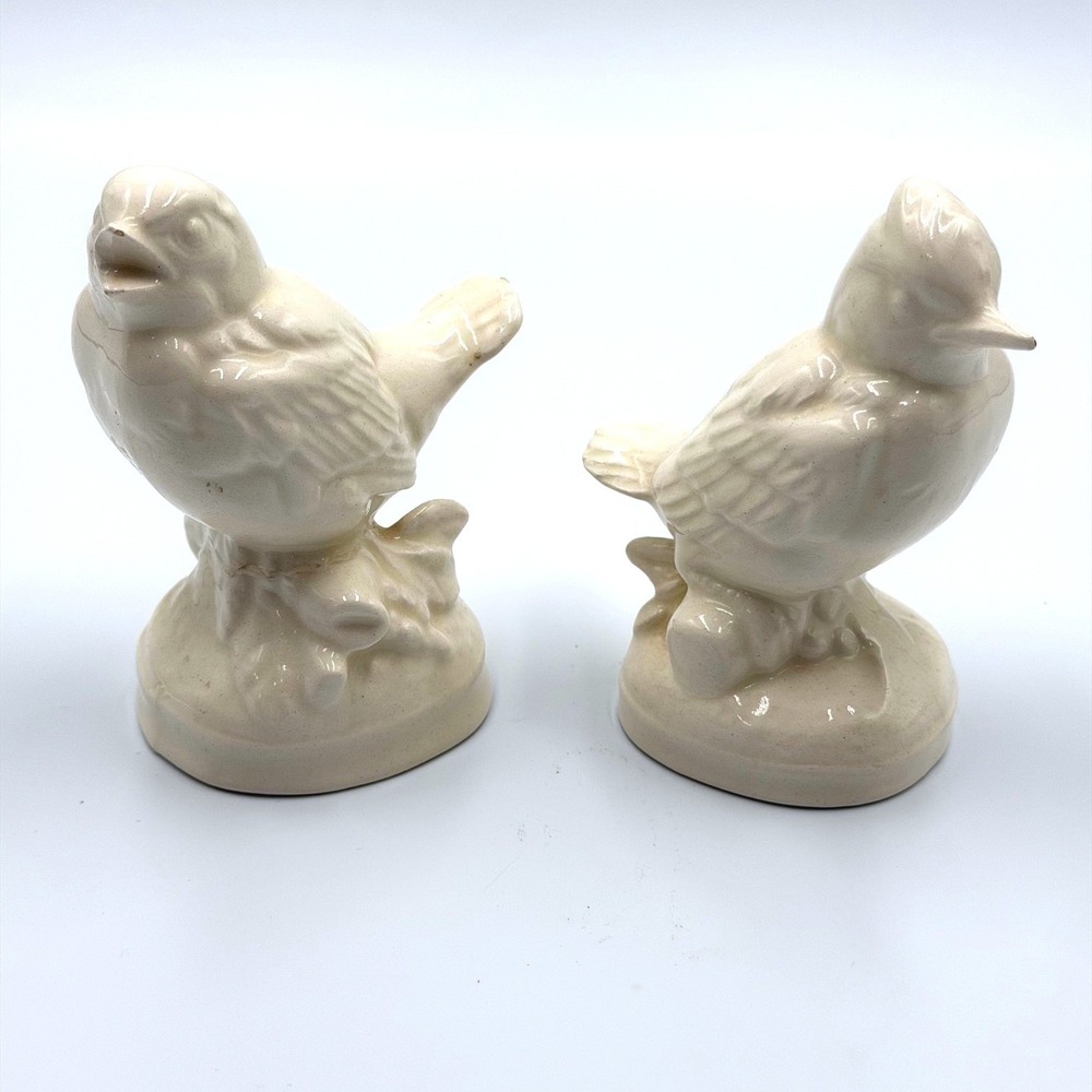 Vintage Cream Ceramic Bird Figurines Set of 2 Glossy Songbird Statues 3.5 Inch